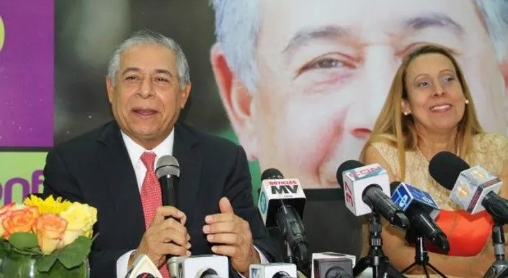 Taína Gautreau anuncia su apoyo a Roberto Salcedo
