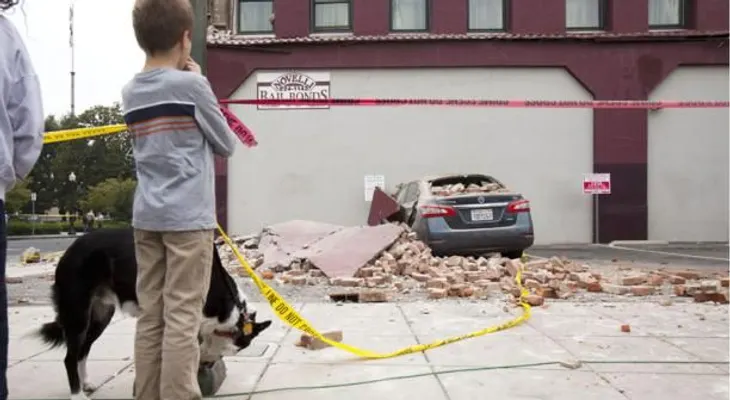 Tres heridos tras sismo 6 grados al norte de California