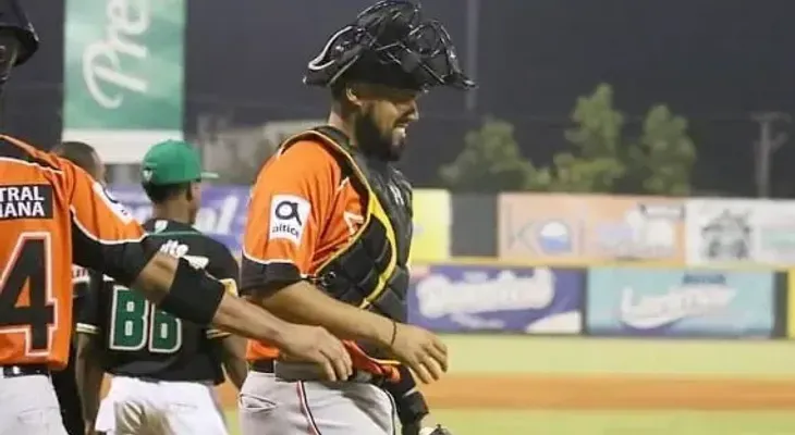 Las Aguilas le faltó el respeto a trayectoria de Francisco Peña