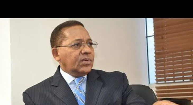 El doctor Ismael Reyes emplaza a Benjamin, a someter a Ramfis, si tienes pruebas; lo acusa de difamador 