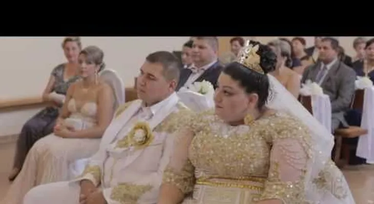 Una boda gitana regada de oro y euros deja boquiabierta a la Red (VIDEO VIRAL)