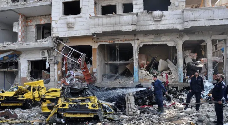 Decenas de muertos y heridos por varios atentados terroristas de ISIS en Siria