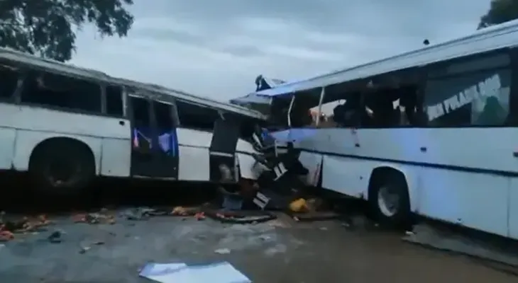 Al menos 40 muertos y 78 heridos al chocar dos autobuses en Senegal