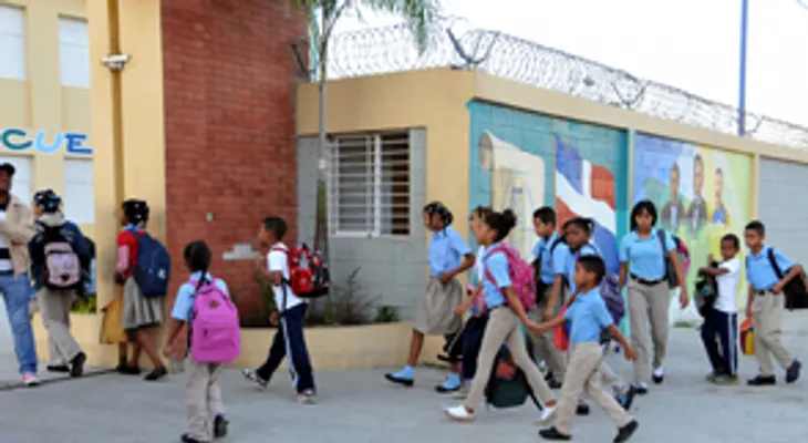 Educación anuncia reunicio docencia para el martes 10 de enero