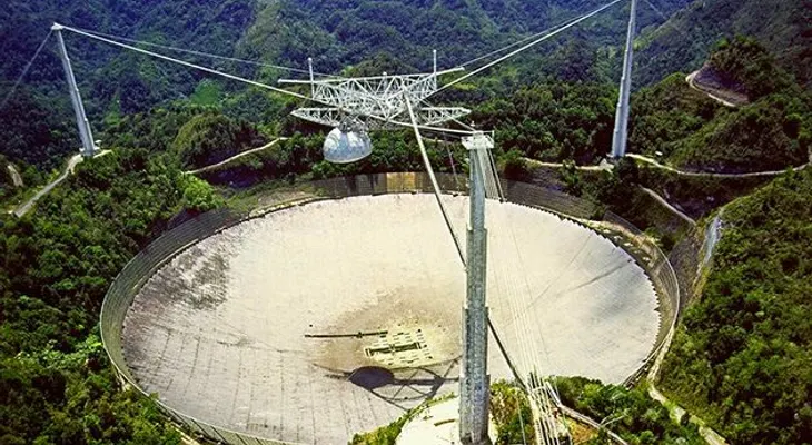 Confirman que unas enigmáticas ondas de radio provienen del espacio exterior  