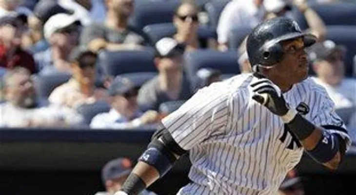 Canó despachó dos jonrones y saca a Yanquis de su racha negativa 