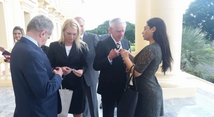 Presidente de Dolle International expresa a Danilo Medina interés de invertir en el pais
