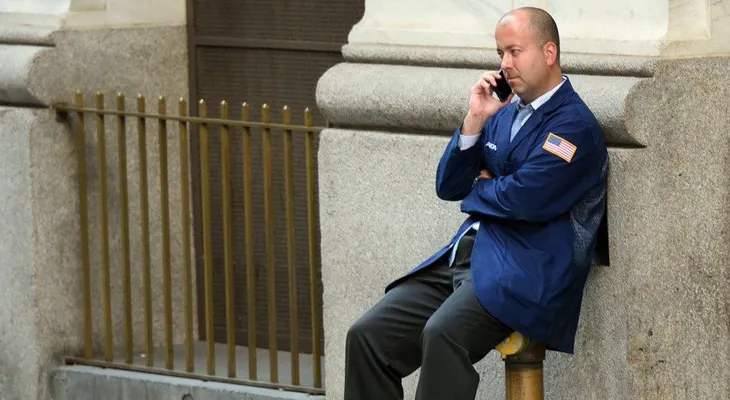 Empresas vigilan a sus empleados a través de los celulares