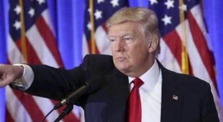 Un exagente del MI6 teme represalias tras elaborar dossier sobre Trump