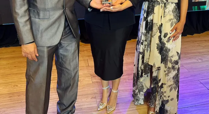 Ildemary Mata recibe dos importantes reconocimientos en los Anton Awards