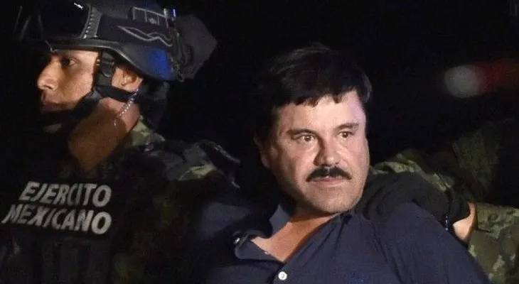 "El Chapo" pide que lo dejen dormir , según su esposa