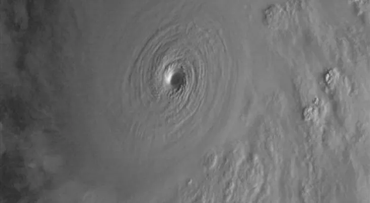 México se prepara para llegada de Patricia, el huracán más fuerte de América