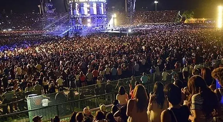 10 mejores fotos concierto Romeo Santos Estadio Olímpico de SD 