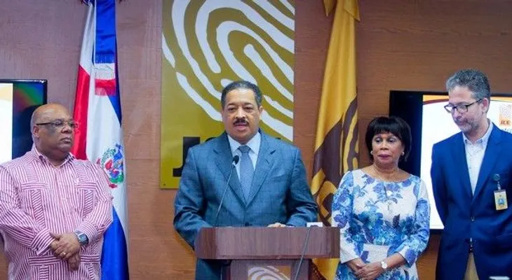 La JCE ceduló casi 7 millones; se puede obtener documento, pero no para votar 