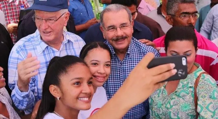 Danilo: "La gente está pendiente cómo se invierte lo que paga en impuestos"
