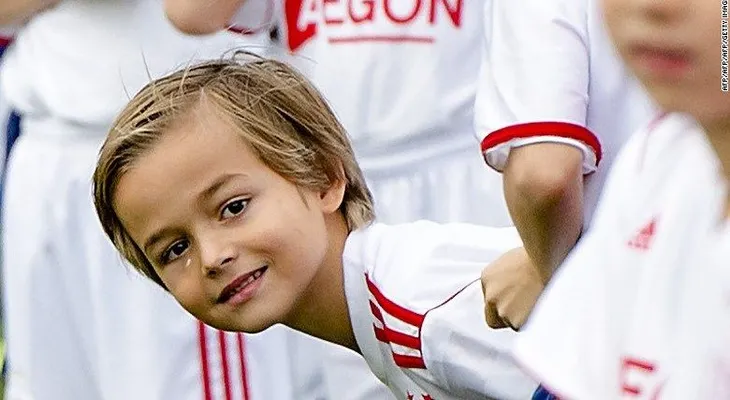 El club holandés Ajax abre la 'Escuela de fútbol del futuro'