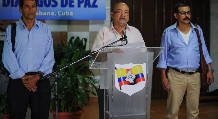 Farc prolonga cese unilateral del fuego en Colombia