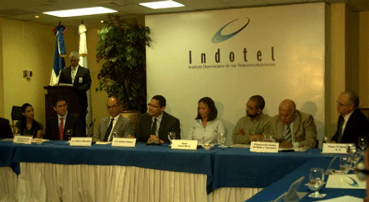 Gedeón define política para solucionar problemas sector televisión en RD