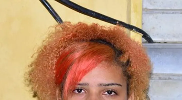 Capturan¨Rubia del Cabaret¨por atracos a motoconchistas y taxistas de Villa González