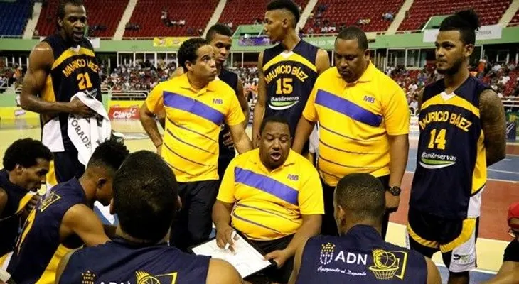 Mauricio Báez busca el 3-0;  SC contrata a Liz