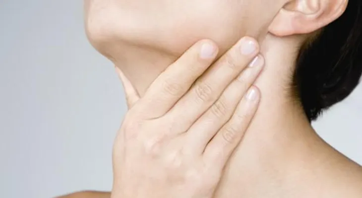  Cáncer de tiroides crece en Suramérica y Costa Rica, afectando más a mujeres 