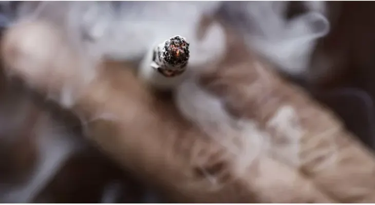 El tabaco roba 8,4 millones de años de vida saludable a niños