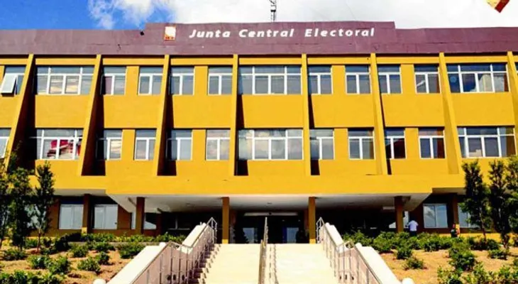 Tribunal Superior Electoral se declara incompetente para conocer recurso contra la JCE