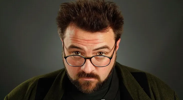 El cineasta Kevin Smith sobrevive a un ataque "masivo" al corazón