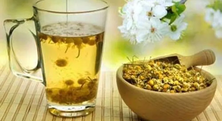 Té de manzanilla y jengibre