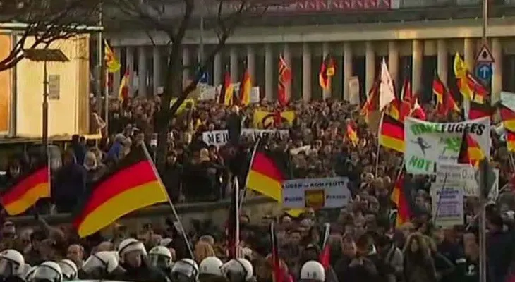 Tensión en Alemania: manifestantes protestan contra los refugiados