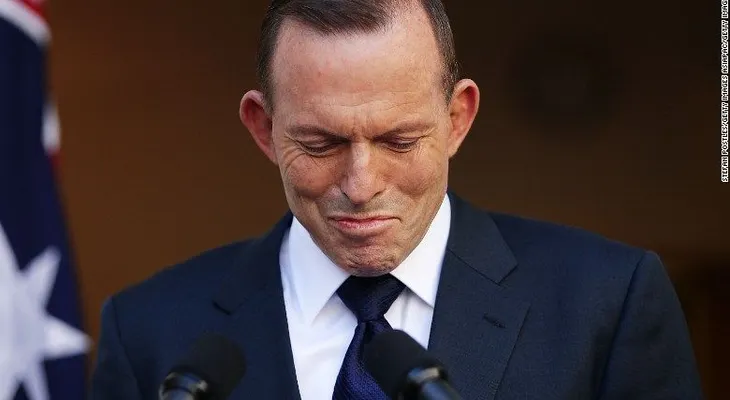 Exprimer ministro australiano Tony Abbott se despide con crítica a medios 'cómplices'