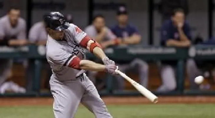 Nava define con sencillo en la 14ta ante Rays