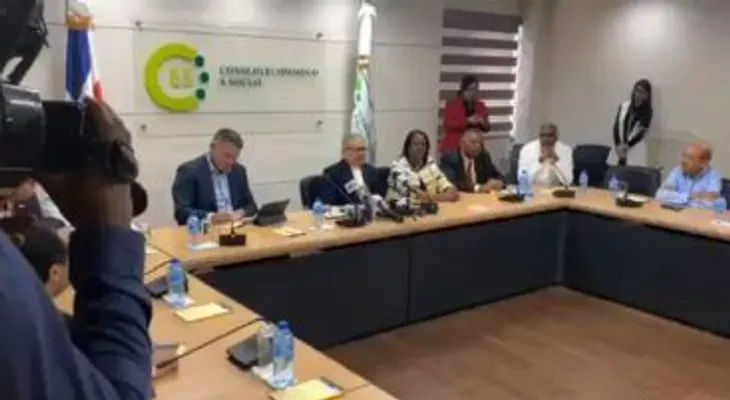 Consejo Económico y Social suspende llamado a diálogo para analizar participación de otros sectores