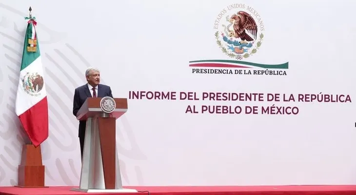 López Obrador bajará sueldos y eliminará aguinaldos de su gobierno para combatir coronavirus