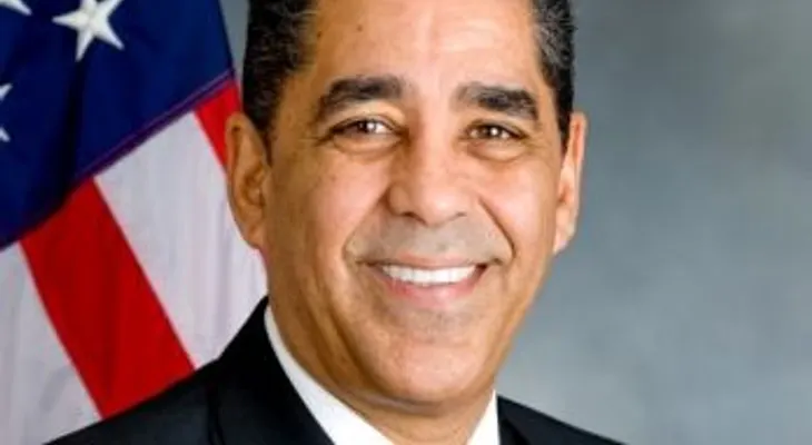 Adriano Espaillat, primer dominicano en llegar al congreso de EE.UU.
