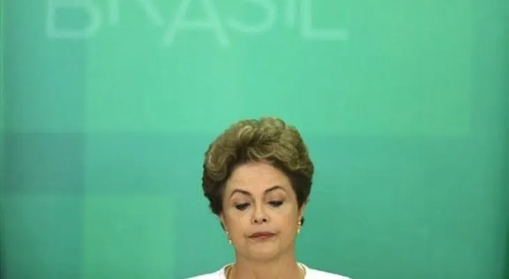Dilma Rousseff recibe nuevos golpes en juicio político