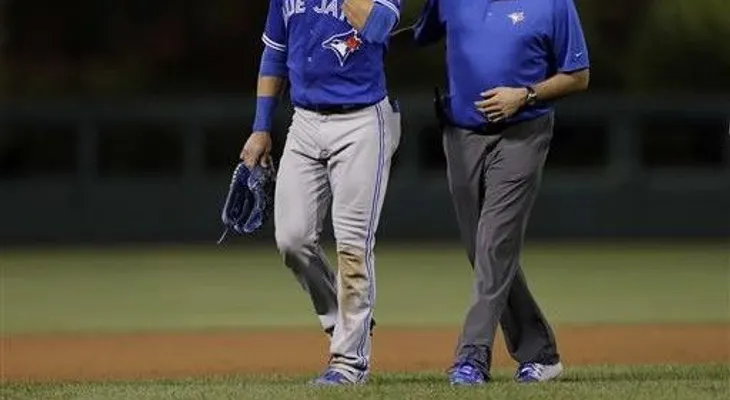 José Bautista va a la lista de lesionados