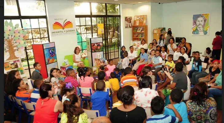 Leer un libro nos abre las puertas a un mundo donde la imaginación no tiene límites; afirma escritora