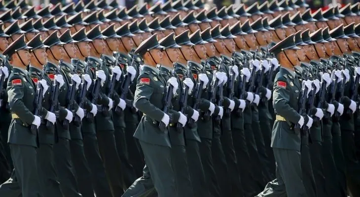No solo grande, también poderoso: China reforma su Ejército