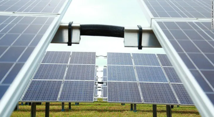 Este es el primer aeropuerto que funciona con energía solar en África
