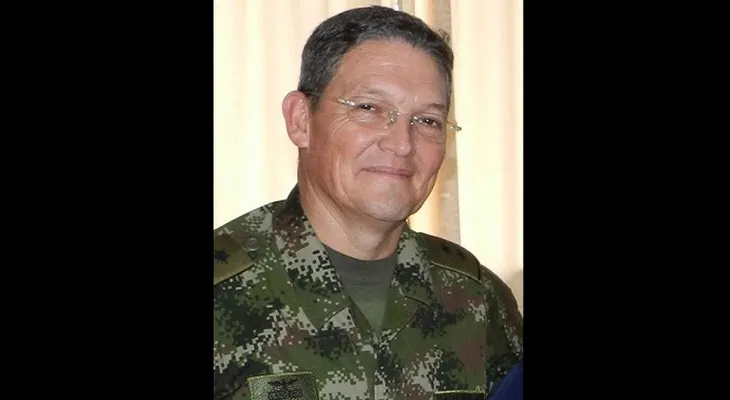 FARC libera a general del ejército retenido 
