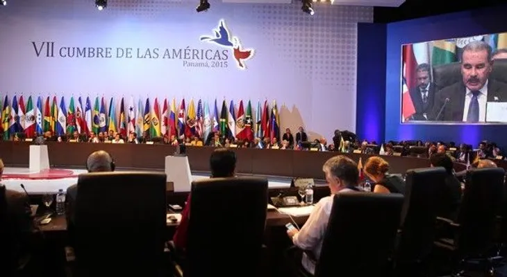 Danilo hablará pronto de reelección; sería antes de reunión CP del PLD; dice no está enfermo