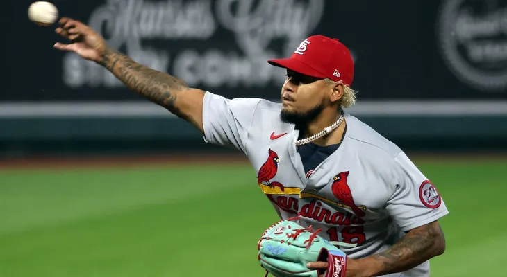 Carlos Martínez (El Tsunami) domina a su antojo a la ofensiva de los Piratas en triunfo de Cardenales