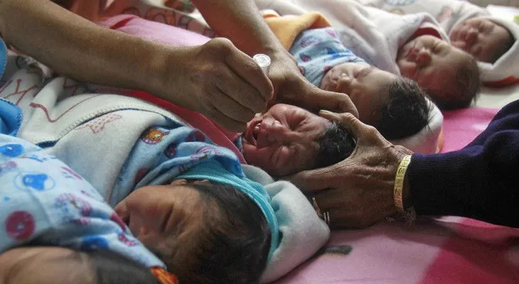 La India: Un hospital vendía a los bebés por unos 1.500 dólares