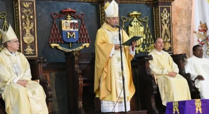 Cardenal López Rodríguez no oficia la Misa Carismal por molestia en una rodilla