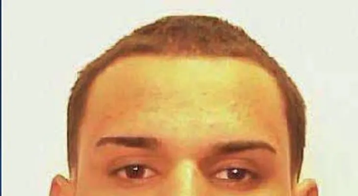 Acusan un dominicano de disparar nueve balas frente a esposa e hijo 