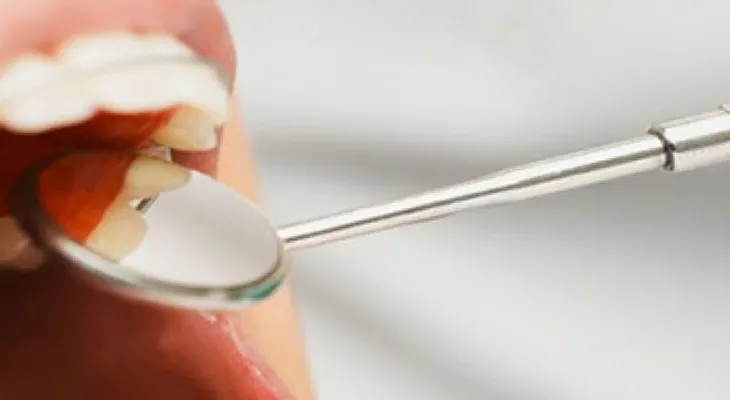 La diabetes triplica el riesgo de sufrir problemas en las encías