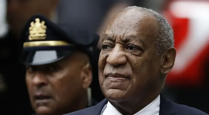 Bill Cosby es sentenciado a entre 3 y 10 años de prisión