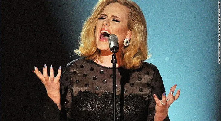 Cómo la cantante Adele se convirtió en una de las principales superestrellas