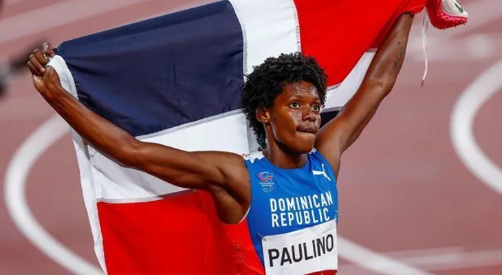 Paulino y Moronta brillan en 400 metros; karate aporta dos oros para RD
